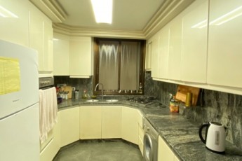 Большая комната в аренду на набережной Бат Ям с личным балконом