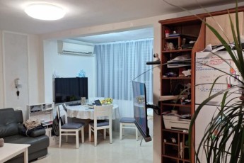 Срочно, по случаю! Продается квартира в Бат Яме.